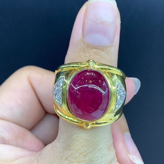 แหวนทับทิม ประดับเพชร